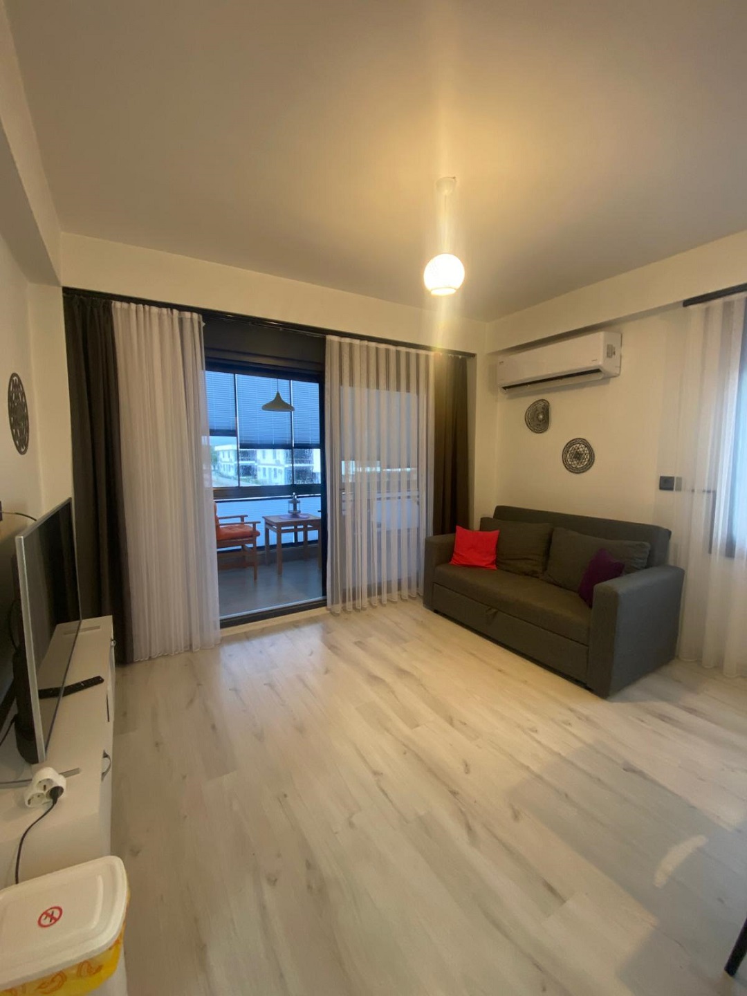 Ayvalık Kolaylı Sitesinde Denize Yakın, Huzura Bir Adım, Satılık 1+1